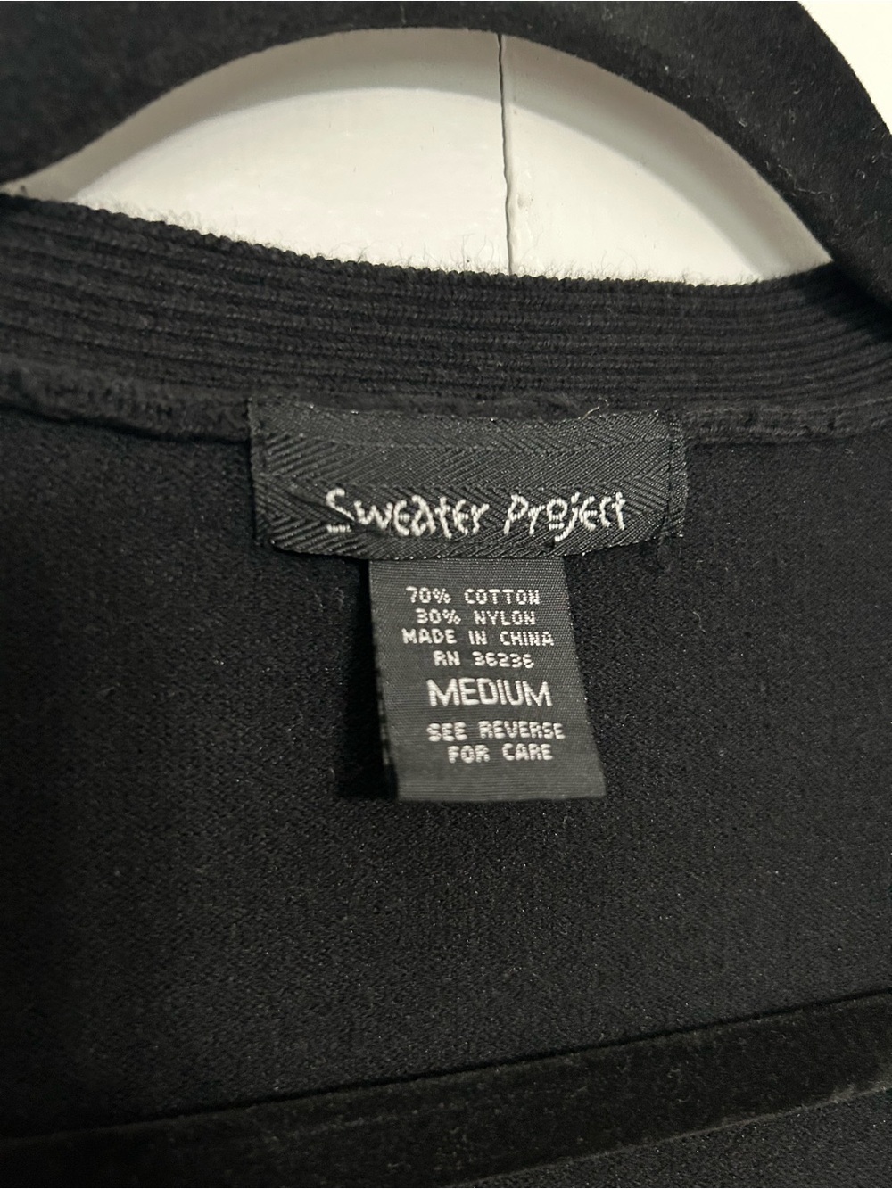 Y2K Sweater Project Black Cropped V-Neck Button Cardigan - Picture 3 of 7